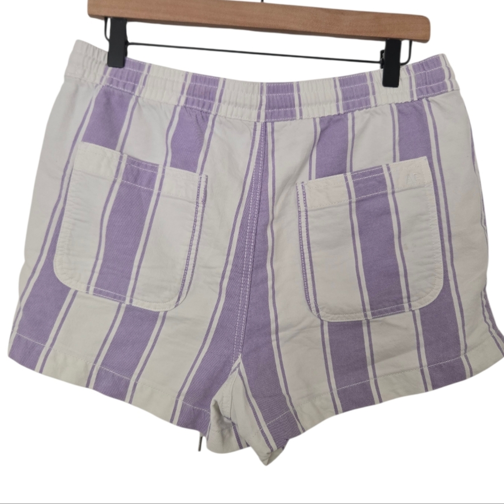 American Eagle Outfitters Purple and Cream Striped Women's Shorts Size Medium - Picture 2 of 3